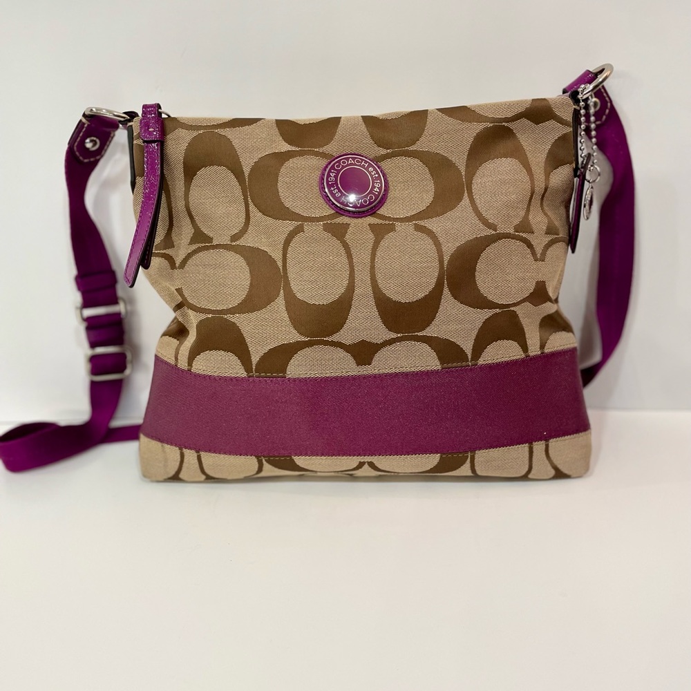 Coach crossbody strap shoulder bag